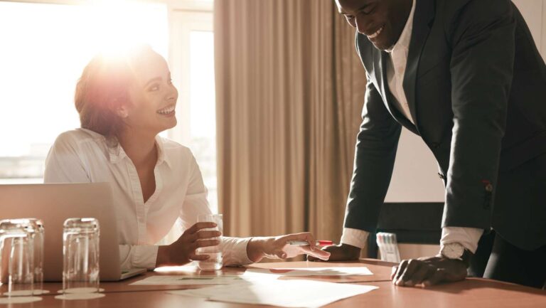 Leadership training in hospitality - Manager developing leadership and coaching skills