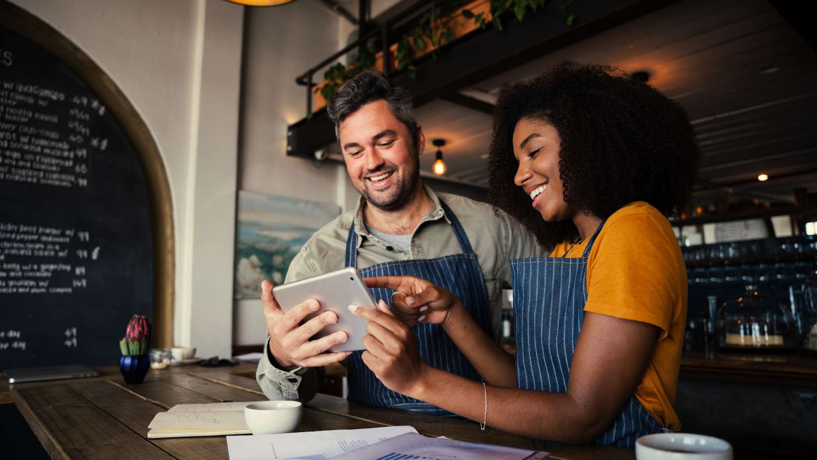 Restaurant & F&B Management Training for Leaders | Tutoreca