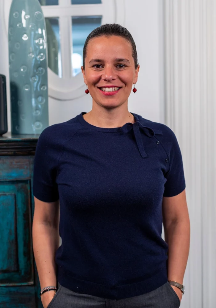 Gaëlle Macé - Hotel reception expert and front desk trainer Tutoreca
